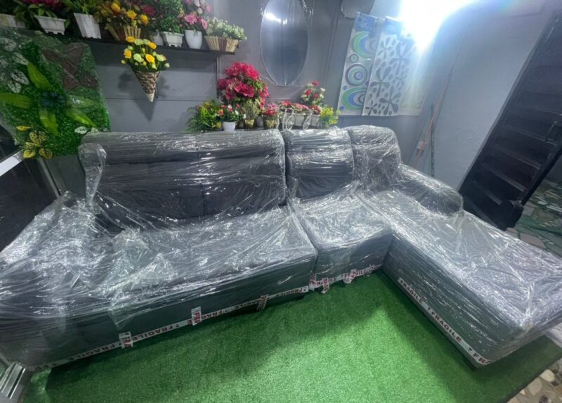 Exclusive Sofa - Image 3